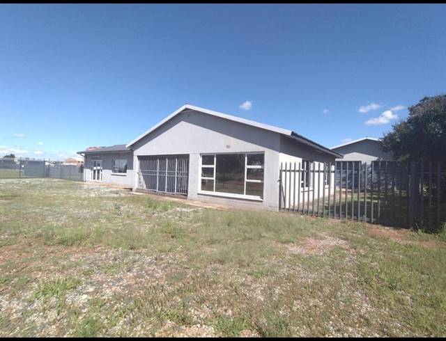 OFFICE FOR SALE IN HIGHBURY